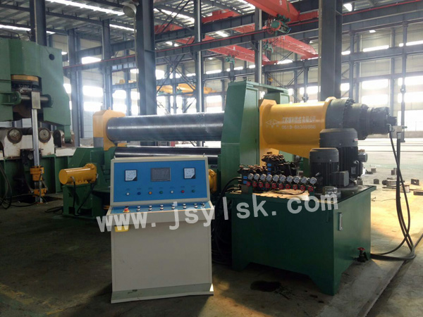 水平下調卷板機